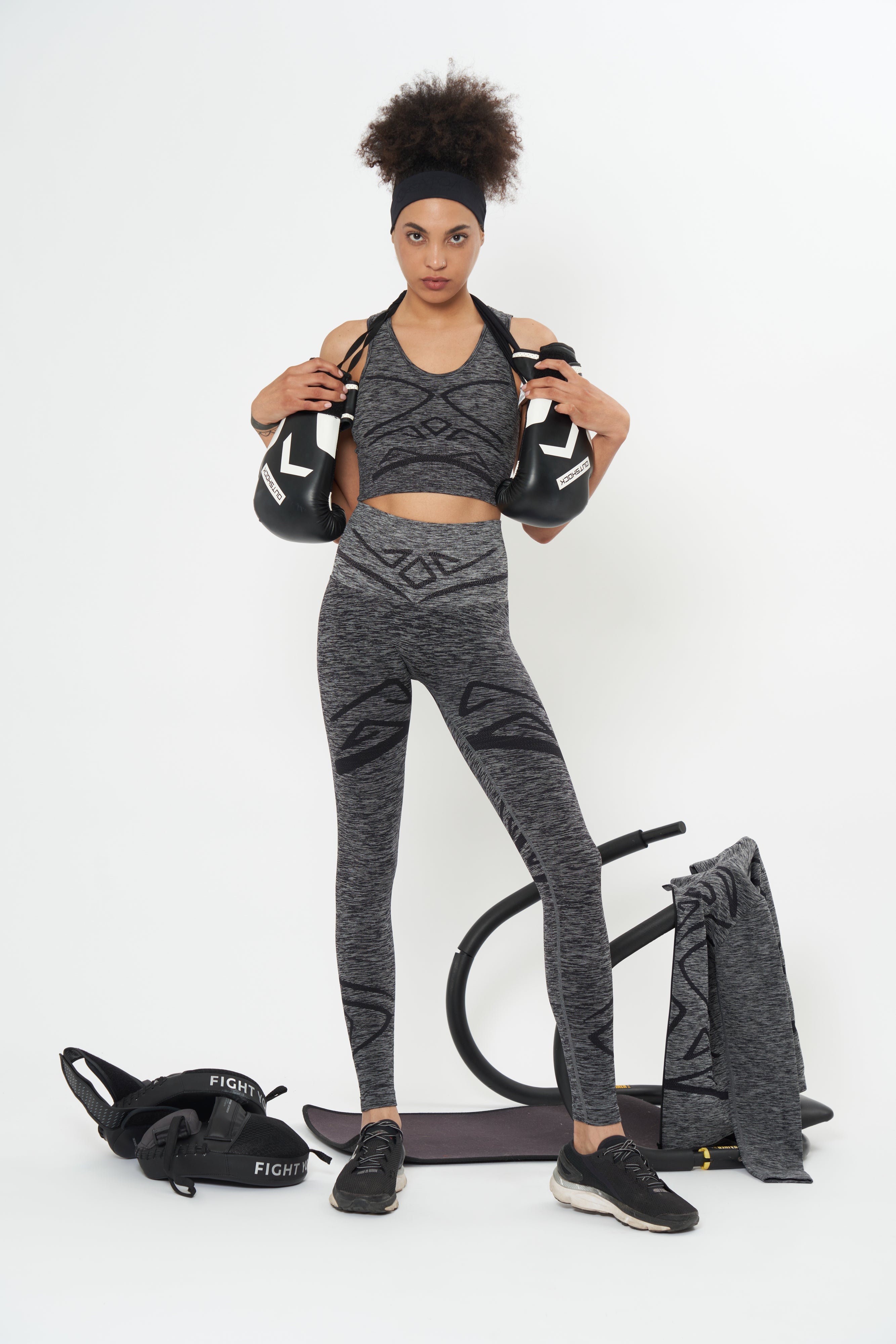 #color_black lava mélange