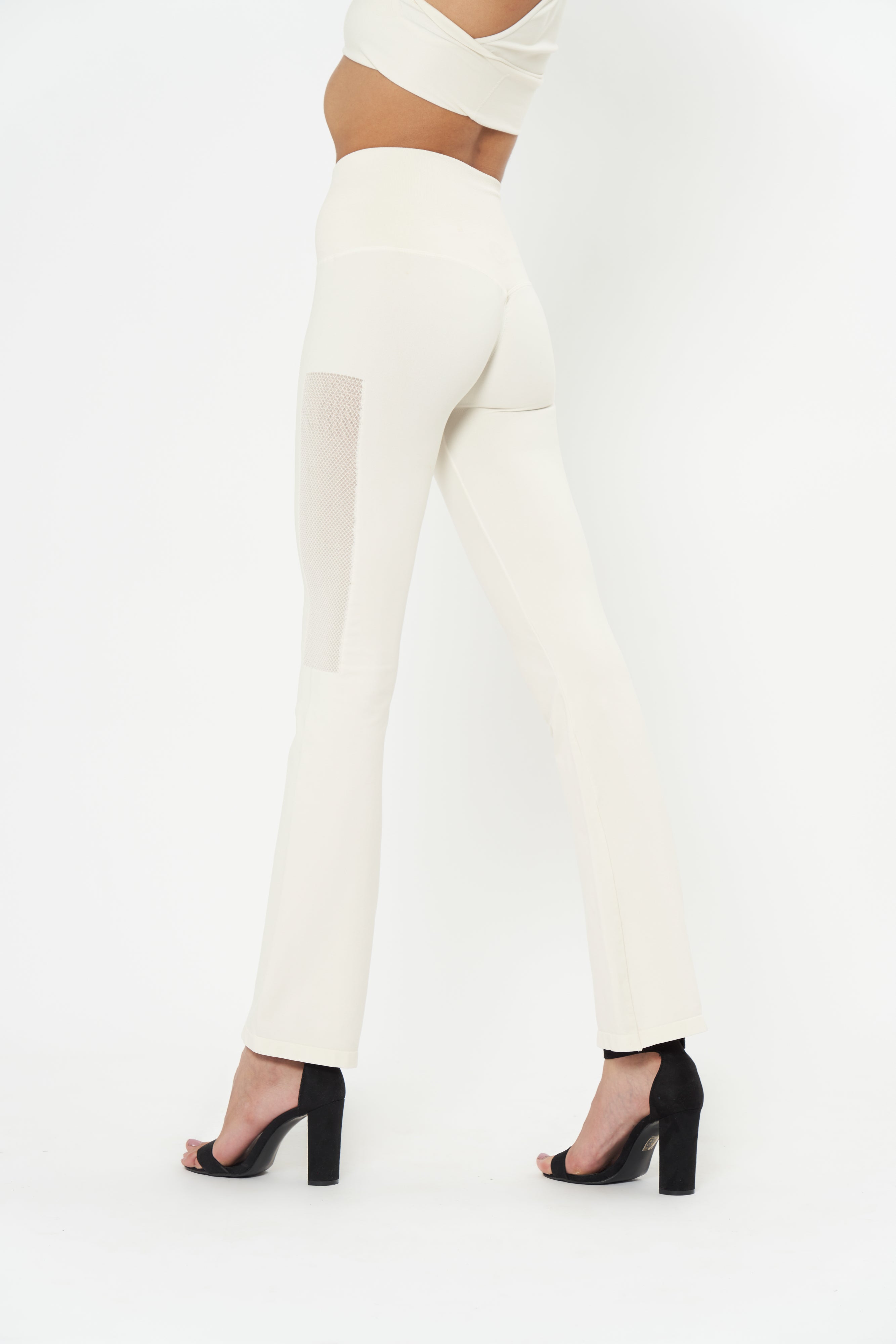 #color_tropical sand